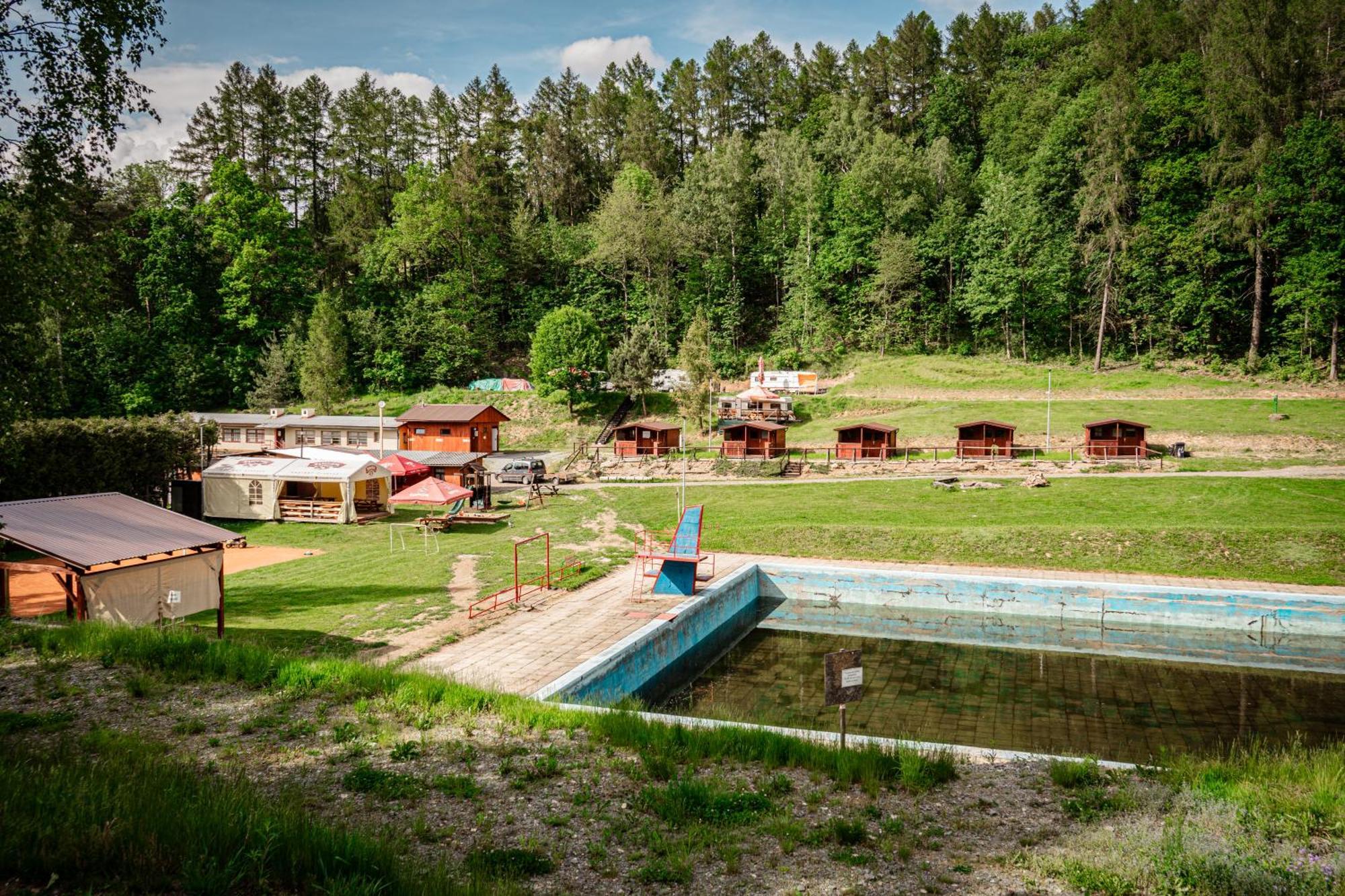 Chatka Agawa V Arealu Koupaliste Bystre V Orlickych Horach Kültér fotó